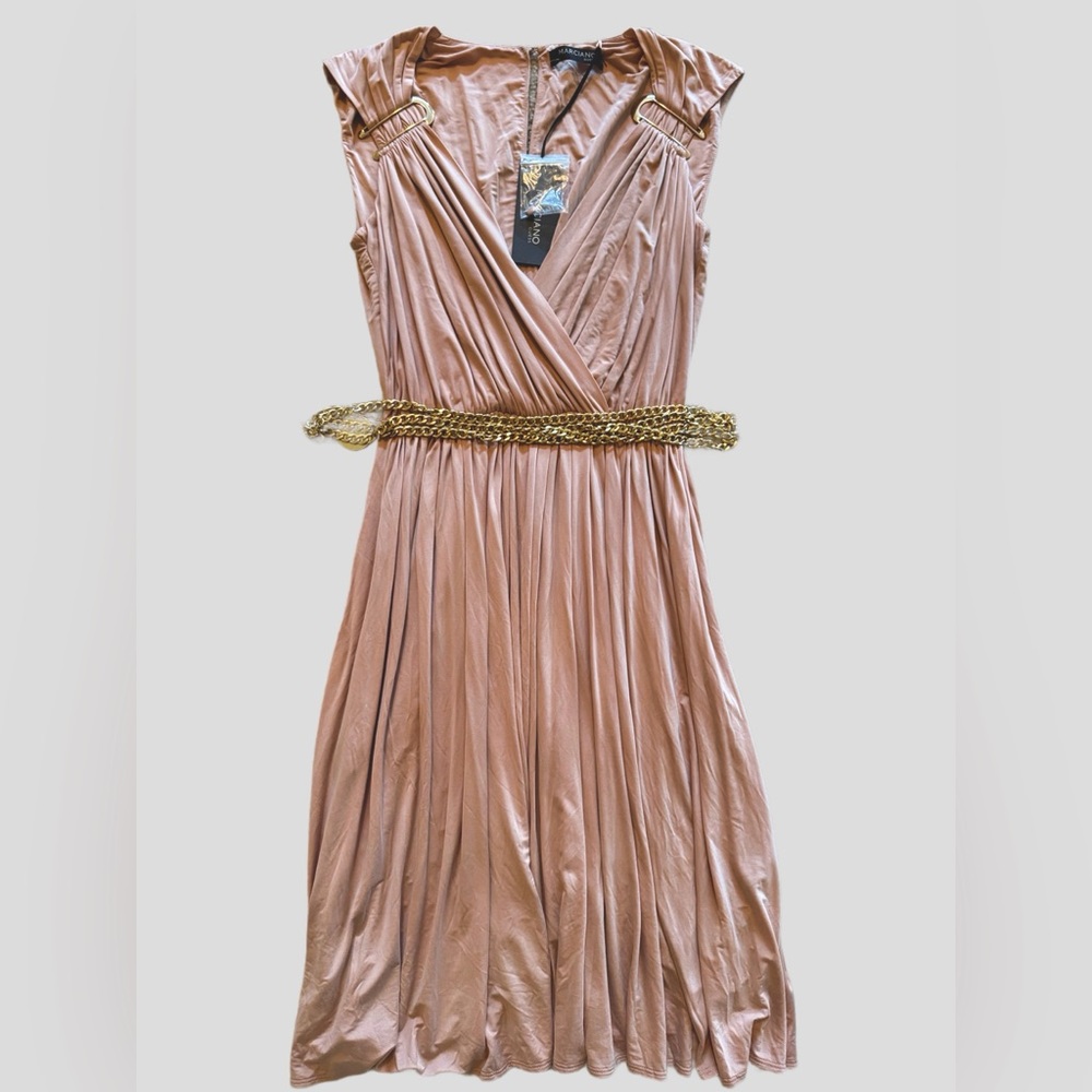 NWT Gorgeous Marciano Dress with Gold Chain Belt 🤎